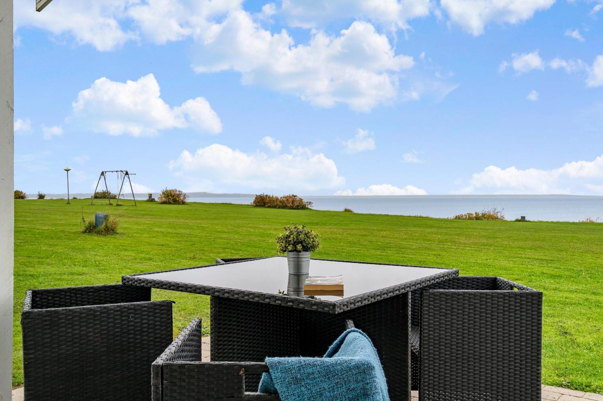 Immaculate 2-Bed House At The Beach 12H Brenderup Extérieur photo